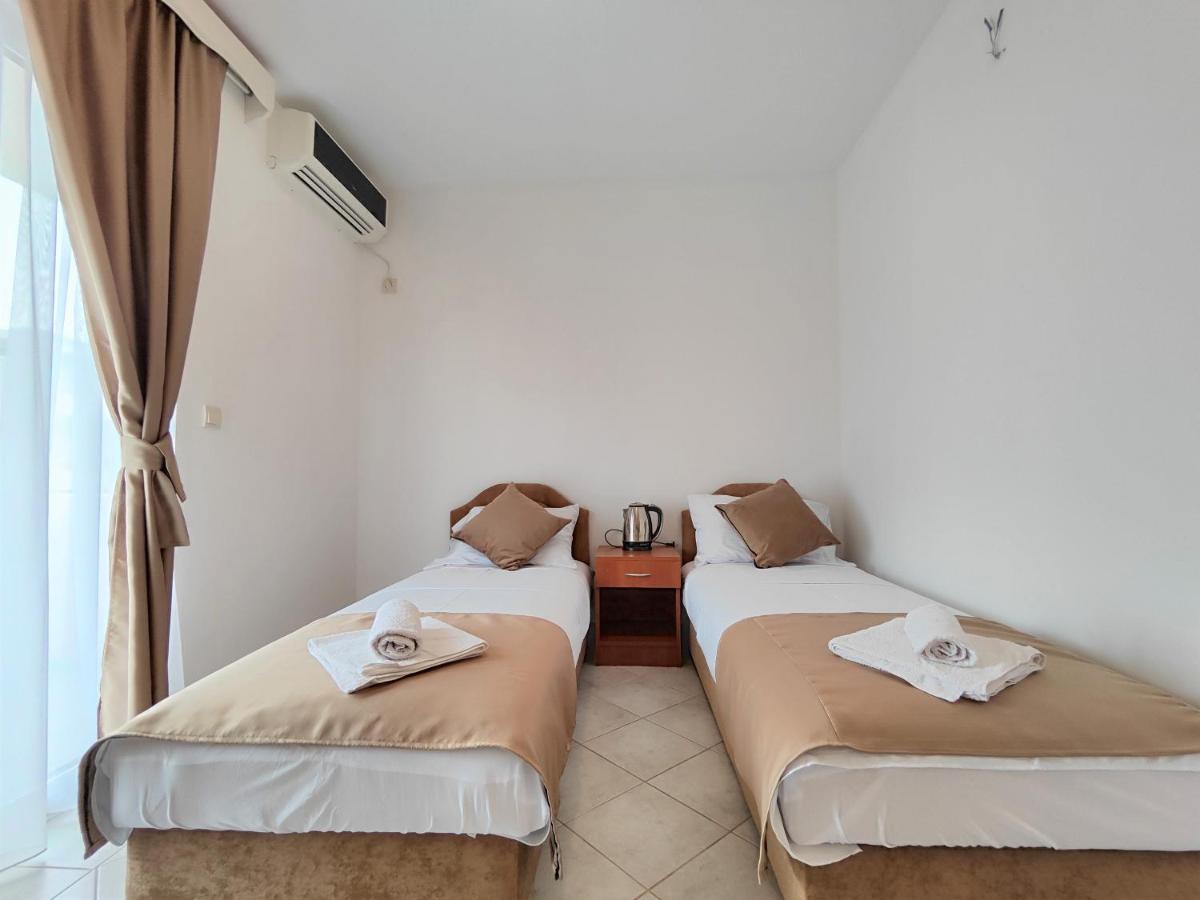 Villa Hera Budva Bagian luar foto