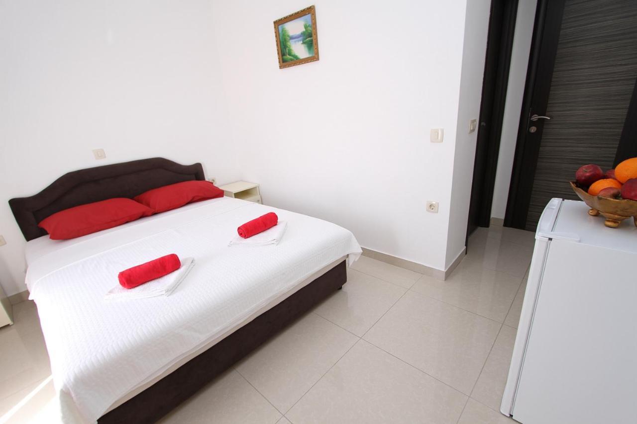 Villa Hera Budva Bagian luar foto